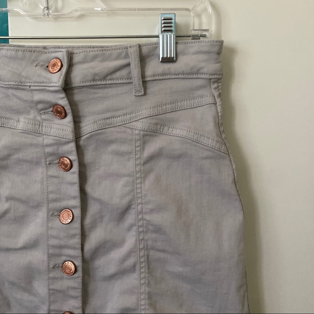 Forever 21 grey skirt